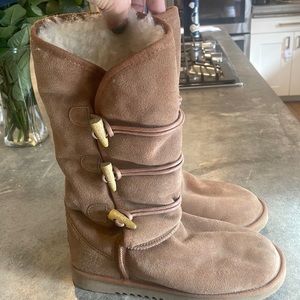 Ukala boots by Emu! New without box.🤩